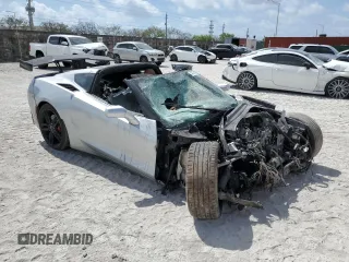 2015 Chevrolet Corvette Z51 3LT с VIN 1G1YM2D77F5100286, выставлен на аукционе Copart как лот 54350585 с пробегом Не указан миль и На запчасти • Non repairable. История ставок и продаж доступна на DreamBid. Изображение 4.