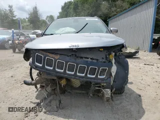 2018 Jeep Compass Limited with VIN 3C4NJDCB2JT101326, listed as a Copart auction lot 57095695 with 137,031 mi miles and Non repairable. Bid and sale history available at DreamBid. Image 5.