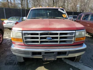 1997 Ford F-250 with VIN 1FTHX26H5VEB38568, listed as a Copart auction lot 44604535 with 302,998 mi miles and Clean Title. Bid and sale history available at carsss.com. Image 5.