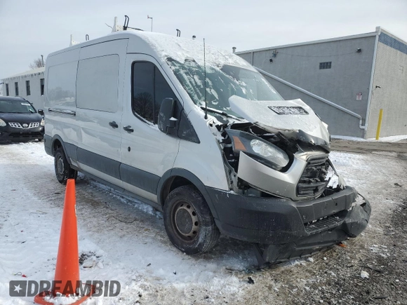 2015 Ford Transit Cargo z VIN 1FTNR2CM3FKA01839, wystawiony jako Copart lot #41739665 z przebiegiem Nie podano mil oraz Szkoda całkowita • Salvage title. Historia ofert i sprzedaży dostępna na DreamBid. Obrazek 4.