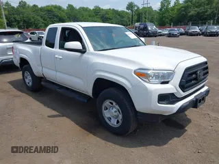 2022 Toyota Tacoma SR with VIN 3TYSX5EN6NT015892, listed as a IAAI auction lot 42551363 with 55,485 mi miles and . Bid and sale history available at DreamBid. Image 1.