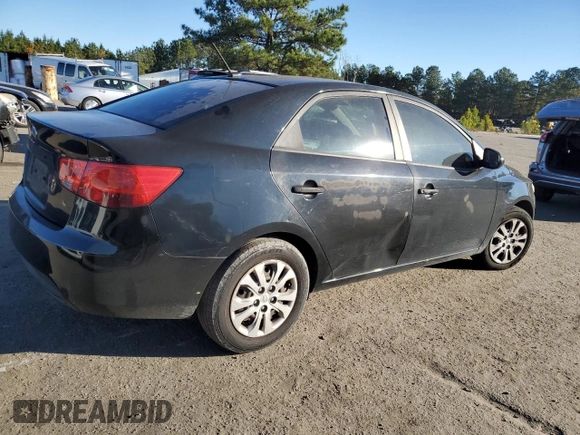 2011 Kia Forte LX with VIN KNAFT4A28B5370253, listed as a Copart auction lot 81020754 with 0 mi miles and Salvage Title. Bid and sale history available at carsss.com. Image 3.
