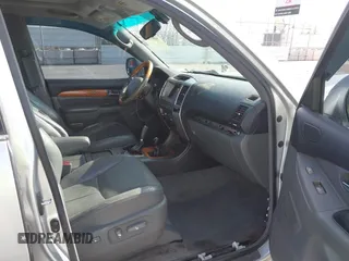 2007 Lexus GX 470 z VIN JTJBT20X970126650, wystawiony jako IAAI lot #42053295 z przebiegiem 235 740 mil mil oraz . Historia ofert i sprzedaży dostępna na DreamBid. Obrazek 5.