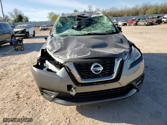 2018 Nissan Kicks SR with VIN 3N1CP5CU6JL509862, listed as a Copart auction lot 50445485 with 109,745 mi miles and Salvage Title. Bid and sale history available at carsss.com. Image 12.