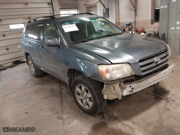 2005 Toyota Highlander with VIN JTEDP21A450080017, listed as a IAAI auction lot 41719540 with 188,966 mi miles. Bid and sale history available at carsss.com. Image 1.