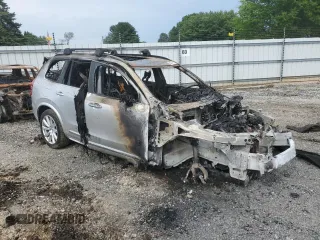 2019 Volvo XC90 Inscription z VIN YV4A22PL2K1486136, wystawiony jako Copart lot #62274105 z przebiegiem Nie podano mil oraz Szkoda całkowita • Salvage title. Historia ofert i sprzedaży dostępna na DreamBid. Obrazek 4.
