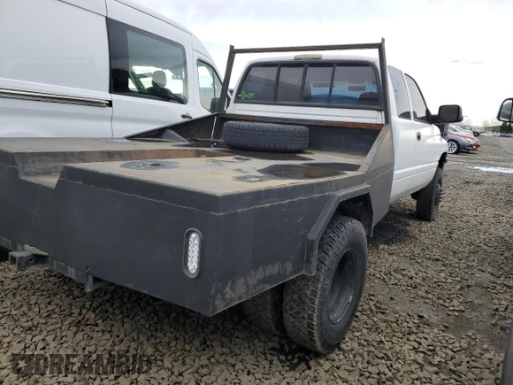 1995 Dodge Ram 3500 with VIN 3B7MF33C5SM159300, listed as a Copart auction lot 85107004 with 378,289 mi miles and Salvage Title. Bid and sale history available at carsss.com. Image 3.