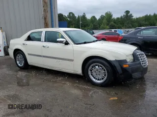 2007 Chrysler 300 with VIN 2C3KA43R37H792291, listed as a Copart auction lot 71412514 with 140,171 mi miles and Salvage Title. Bid and sale history available at carsss.com. Image 4.