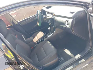 2019 Toyota Corolla L z VIN 2T1BURHE5KC237383, wystawiony jako IAAI lot #41782952 z przebiegiem 106 028 mil mil oraz . Historia ofert i sprzedaży dostępna na DreamBid. Obrazek 5.
