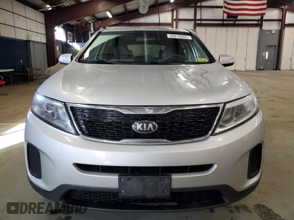 2015 Kia Sorento LX with VIN 5XYKTCA60FG593933, listed as a Copart auction lot 50610885 with 293,416 mi miles and Clean Title. Bid and sale history available at DreamBid. Image 5.
