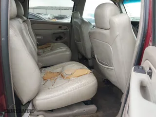 2003 Chevrolet Suburban LT with VIN 1GNEC16Z93J203872, listed as a IAAI auction lot 41666221 with 1 mi miles. Bid and sale history available at carsss.com. Image 8.