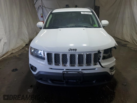 2017 Jeep Compass High Altitude with VIN 1C4NJDEB8HD176433, listed as a Copart auction lot 70813384 with 79,950 mi miles and Salvage title. Bid and sale history available at DreamBid. Image 5.
