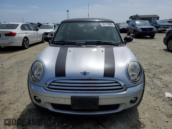 2010 MINI Hardtop with VIN WMWMF3C51ATZ22878, listed as a Copart auction lot 53173855 with 80,740 mi miles and Clean Title. Bid and sale history available at DreamBid. Image 5.