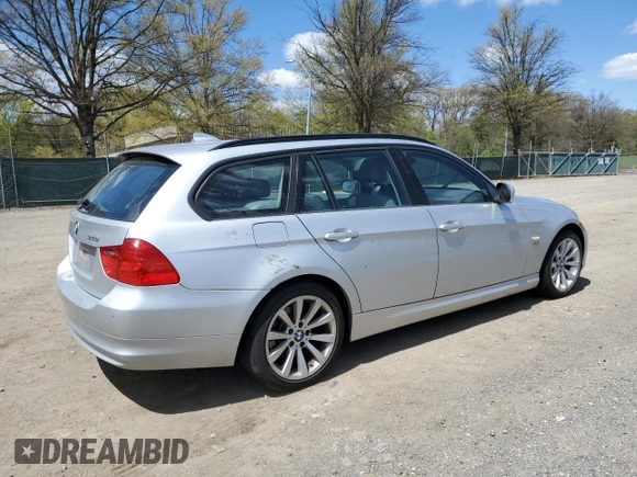 2011 BMW 3 Series 328i xDrive with VIN WBAUU3C51BA541860, listed as a Copart auction lot 53249775 with 108,462 mi miles and Clean title. Bid and sale history available at DreamBid. Image 3.