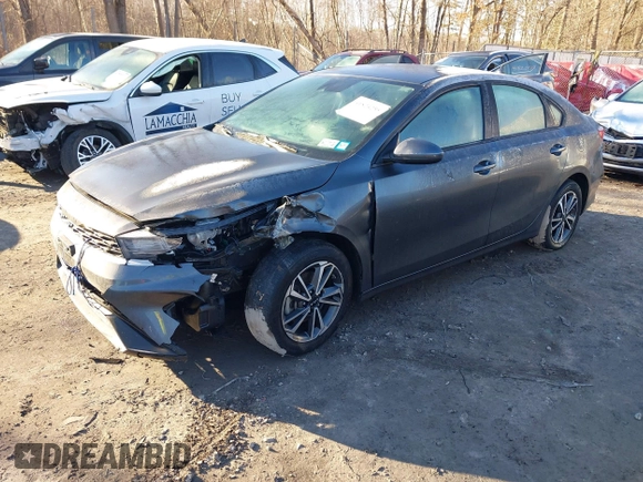 2022 Kia Forte LXS with VIN 3KPF24ADXNE466269, listed as a IAAI auction lot 41824255 with 34,130 mi miles and . Bid and sale history available at DreamBid. Image 2.