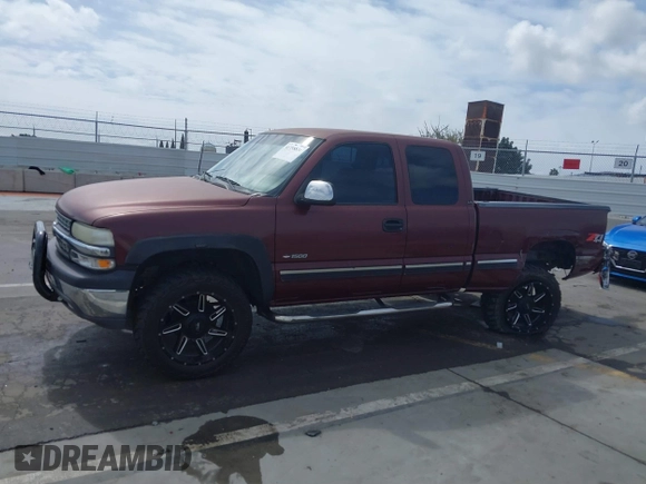 2001 Chevrolet Silverado 1500 LS with VIN 2GCEK19T211269500, listed as a IAAI auction lot 41738831 with 264,985 mi miles. Bid and sale history available at carsss.com. Image 13.