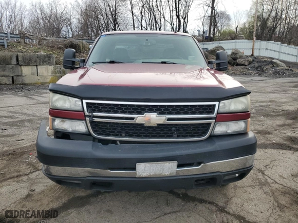 2006 Chevrolet Silverado 2500HD Work Truck with VIN 1GCHK23266F115486, listed as a Copart auction lot 51652695 with 197,316 mi miles and Salvage Title. Bid and sale history available at carsss.com. Image 5.