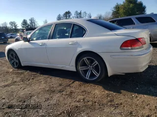 2008 BMW 7 Series 750i with VIN WBAHL835X8DT12098, listed as a Copart auction lot 82220094 with 137,493 mi miles and Salvage Title. Bid and sale history available at DreamBid. Image 2.