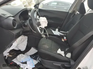 2021 Nissan Kicks S with VIN 3N1CP5BVXML467713, listed as a Copart auction lot 43392705 with 86,107 mi miles and Salvage Title. Bid and sale history available at carsss.com. Image 7.