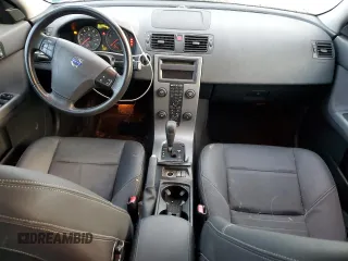 2005 Volvo V50 with VIN YV1MW390052099722, listed as a Copart auction lot 84544754 with 87,435 mi miles and Salvage Title. Bid and sale history available at carsss.com. Image 8.