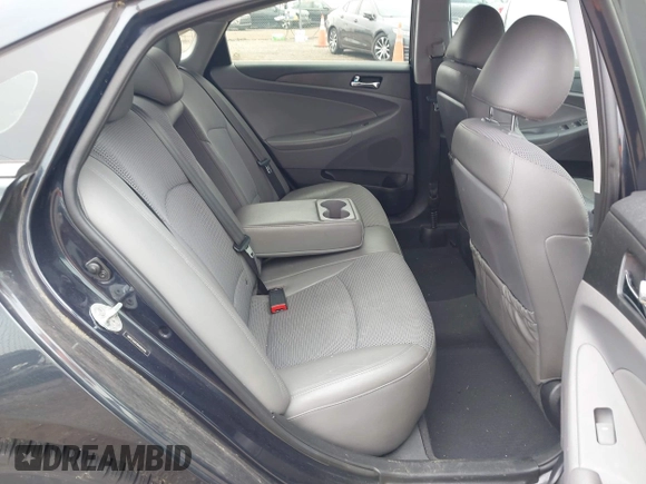 2013 Hyundai Sonata Limited z VIN 5NPEC4AC4DH694343, wystawiony jako IAAI lot #42493675 z przebiegiem 132 551 mil mil oraz . Historia ofert i sprzedaży dostępna na DreamBid. Obrazek 8.