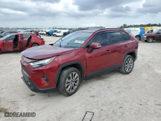 2022 Toyota RAV4 XLE Premium with VIN 2T3C1RFV5NW226684, listed as a Copart auction lot 42021355 with 19,722 mi miles and Salvage Title. Bid and sale history available at carsss.com. Image 1.