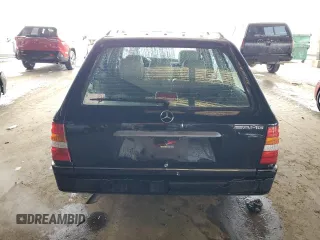 1995 Mercedes-Benz E with VIN WDBEA92E6SF318493, listed as a Copart auction lot 49295995 with 191,983 mi miles and Clean Title. Bid and sale history available at DreamBid. Image 6.