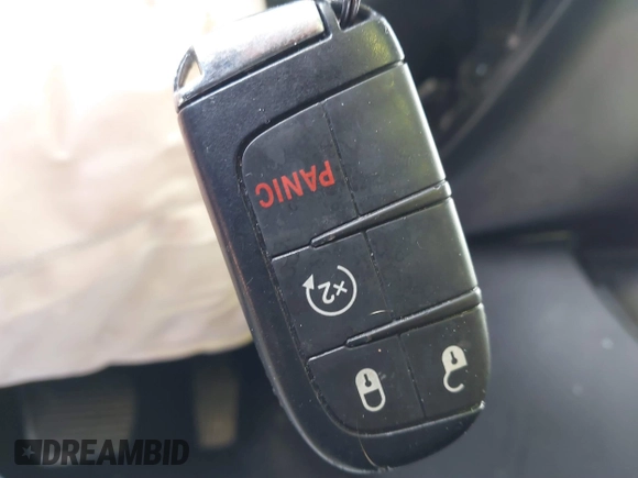 2020 Jeep Compass Latitude with VIN 3C4NJDBB0LT117643, listed as a IAAI auction lot 41758429 with 81,912 mi miles and . Bid and sale history available at DreamBid. Image 11.