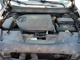 2016 Jeep Cherokee Latitude with VIN 1C4PJMCS1GW304073, listed as a Copart auction lot 60467055 with 74,826 mi miles and Salvage title. Bid and sale history available at DreamBid. Image 13.