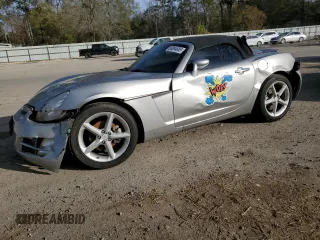 2008 Saturn Sky with VIN 1G8MB35B68Y123848, listed as a Copart auction lot 88894665 with 76,437 mi miles and Salvage Title. Bid and sale history available at carsss.com. Image 1.