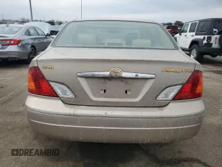 2000 Toyota Avalon XL z VIN 4T1BF28B8YU008033, wystawiony jako Copart lot #45644285 z przebiegiem 144 772 mil mil oraz Szkoda całkowita • Salvage title. Historia ofert i sprzedaży dostępna na DreamBid. Obrazek 6.