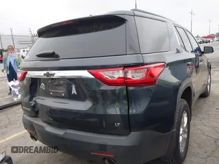 2020 Chevrolet Traverse LT Cloth with VIN 1GNERGKWXLJ320261, listed as a IAAI auction lot 42094336 with 51,063 mi miles. Bid and sale history available at carsss.com. Image 4.