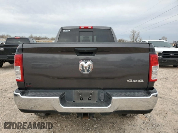2020 Ram 2500 Tradesman with VIN 3C6UR5CJXLG192141, listed as a Copart auction lot 48728615 with 142,411 mi miles and Clean Title. Bid and sale history available at carsss.com. Image 6.