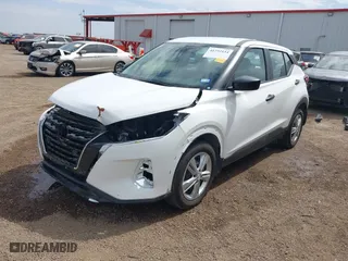 2024 Nissan Kicks S with VIN 3N1CP5BV1RL502999, listed as a IAAI auction lot 41732154 with 8,487 mi miles. Bid and sale history available at carsss.com. Image 2.