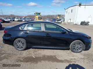 2023 Kia Forte GT-Line with VIN 3KPF54AD2PE533568, listed as a IAAI auction lot 41617139 with 61,368 mi miles. Bid and sale history available at carsss.com. Image 14.