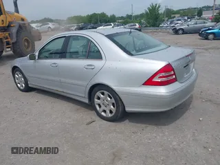 2006 Mercedes-Benz C 280 Luxury with VIN WDBRF92H86F739098, listed as a IAAI auction lot 42363904 with 146,275 mi miles and . Bid and sale history available at DreamBid. Image 3.