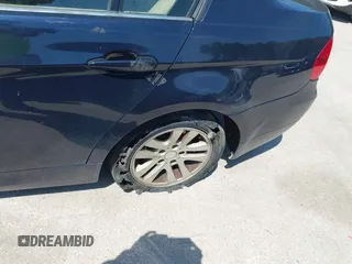 2006 BMW 3 Series 325i with VIN WBAVB175X6NK31214, listed as a IAAI auction lot 42235646 with Not provided miles and . Bid and sale history available at DreamBid. Image 11.