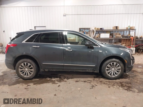 2019 Cadillac XT5 Luxury AWD z VIN 1GYKNDRS0KZ213092, wystawiony jako IAAI lot #41510497 z przebiegiem 26 030 mil mil oraz . Historia ofert i sprzedaży dostępna na DreamBid. Obrazek 13.