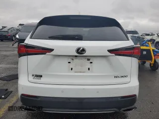 2020 Lexus NX 300 F Sport z VIN JTJSARDZ8L5015532, wystawiony jako Copart lot #52137535 z przebiegiem 14 602 mil mil oraz Szkoda całkowita • Salvage title. Historia ofert i sprzedaży dostępna na DreamBid. Obrazek 6.