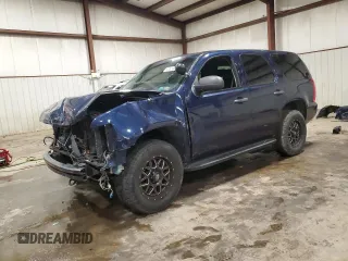 2008 Chevrolet Tahoe Special Service with VIN 1GNFK03028R241816, listed as a Copart auction lot 83553274 with 153,433 mi miles and Salvage Title. Bid and sale history available at carsss.com. Image 1.