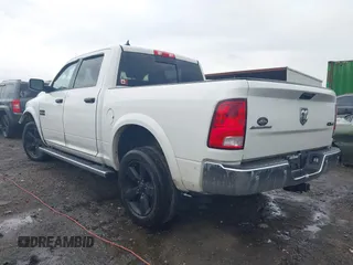 2015 Ram 1500 Outdoorsman z VIN 1C6RR7LG3FS626094, wystawiony jako IAAI lot #42431151 z przebiegiem 199 493 mil mil oraz . Historia ofert i sprzedaży dostępna na DreamBid. Obrazek 3.
