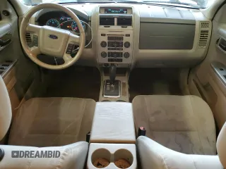 2011 Ford Escape XLT with VIN 1FMCU9DG6BKA13397, listed as a Copart auction lot 62306175 with 111,688 mi miles and Salvage title. Bid and sale history available at DreamBid. Image 8.