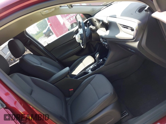 2024 Buick Encore GX Preferred с VIN KL4AMCSL7RB199805, выставлен на аукционе IAAI как лот 42562166 с пробегом 1 859 миль миль и . История ставок и продаж доступна на DreamBid. Изображение 5.