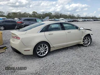 2015 Lincoln MKZ with VIN 3LN6L2G92FR626512, listed as a Copart auction lot 51475005 with 190,713 mi miles and Salvage title. Bid and sale history available at DreamBid. Image 3.