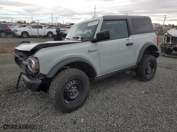 2022 Ford Bronco with VIN 1FMDE5AH3NLB08313, listed as a Copart auction lot 81641324 with 25,636 mi miles and Salvage Title. Bid and sale history available at carsss.com. Image 1.