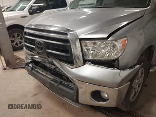 2011 Toyota Tundra 4WD Truck with VIN 5TFDW5F16BX187753, listed as a IAAI auction lot 42003416 with 239,476 mi miles. Bid and sale history available at carsss.com. Image 6.