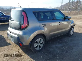 2015 Kia Soul with VIN KNDJN2A27F7128740, listed as a IAAI auction lot 41842806 with 64,594 mi miles. Bid and sale history available at carsss.com. Image 4.