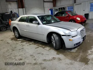2010 Chrysler 300 Touring with VIN 2C3CK5CV4AH331242, listed as a Copart auction lot 84516574 with 203,035 mi miles and Clean Title. Bid and sale history available at carsss.com. Image 4.