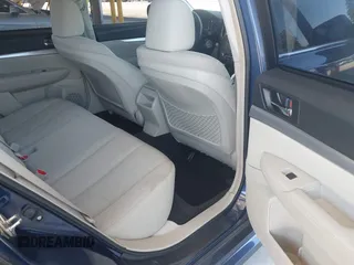 2010 Subaru Legacy Premium с VIN 4S3BMBB64A3224821, выставлен на аукционе IAAI как лот 42673777 с пробегом 114 153 миль миль и . История ставок и продаж доступна на DreamBid. Изображение 8.