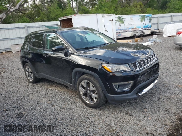 2020 Jeep Compass Limited with VIN 3C4NJCCB3LT152654, listed as a Copart auction lot 49408425 with 108,001 mi miles and Salvage Title. Bid and sale history available at DreamBid. Image 4.